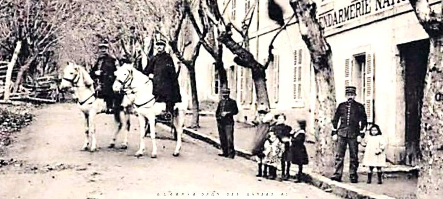 1017- Miliana - Boulevard d'Isly et la Gendarmerie2.jpg